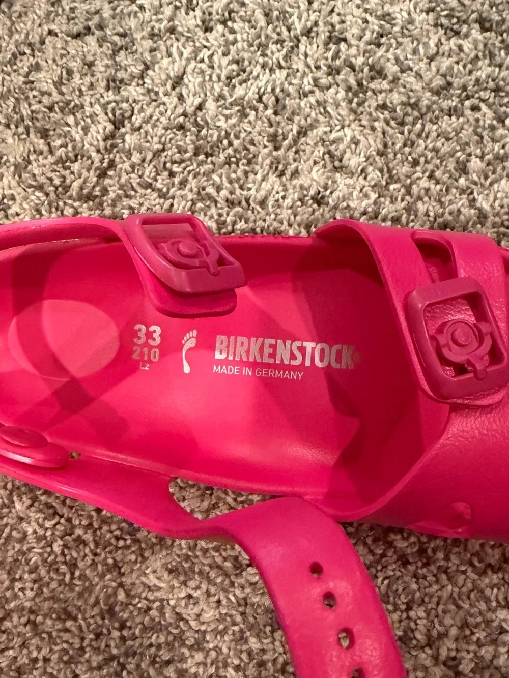 Birkenstock vibrant pink